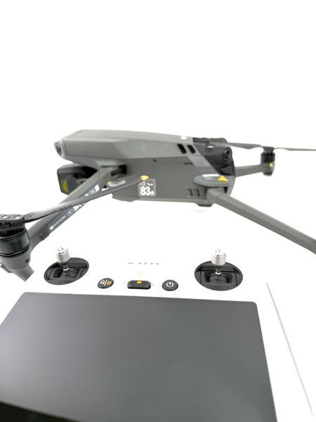 Квадрокоптер Mavic 3 Classic with DJI RC N1 2001007 фото